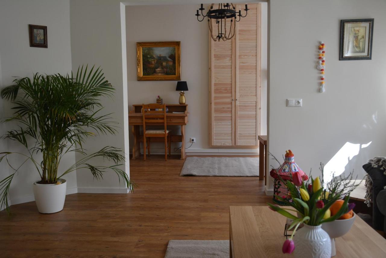 Ferienhaus Waldorf Biebelsheim 外观 照片